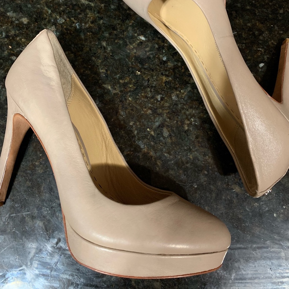 Coach Heels - Picture 2 of 5
